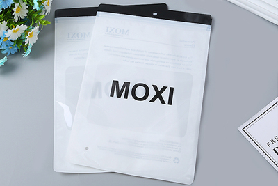 圆角三边封拉链袋