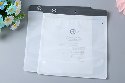 圆角三边封拉链袋