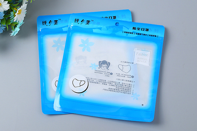 圆角三边封拉链袋