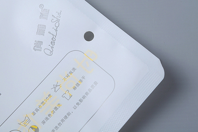 圆角三边封拉链袋